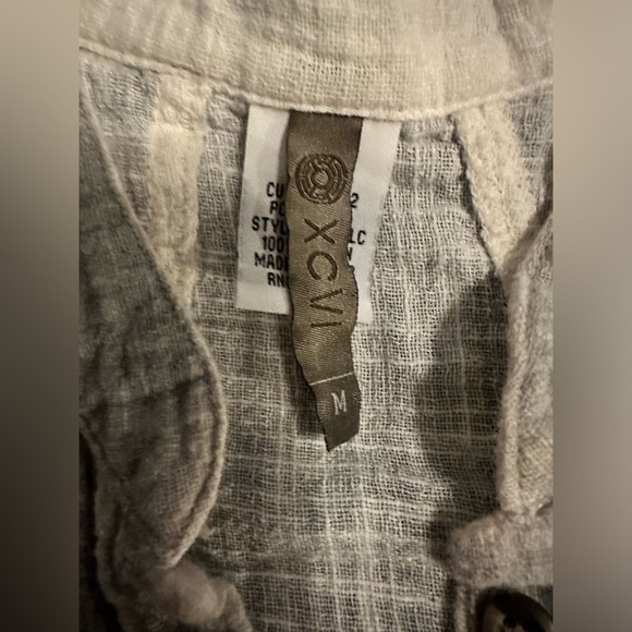XCVI Button Front Tunic Shirt Cotton Roll Tab Sleeve Gray size M - Picture 5 of 7
